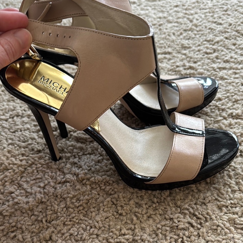 MICHAEL Michael Kors Black and Cream Heels
